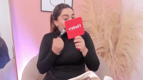 Erika Mendez online show from March 11, 2025, 7:03 pm