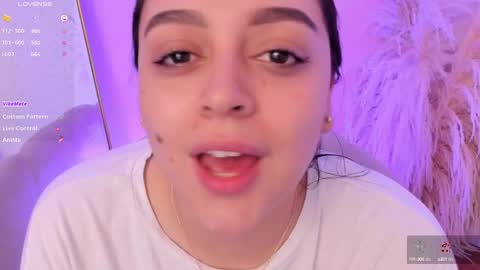 Erika Mendez online show from September 8, 2025, 8:08 pm