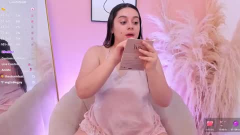 Erika Mendez online show from October 18, 2025, 10:54 pm