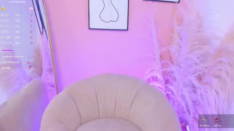 Erika Mendez online show from October 31, 2025, 7:48 pm