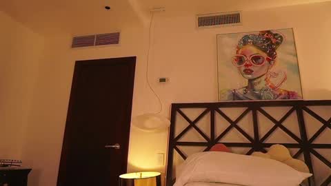 Venus Skye online show from February 14, 2026, 7:10 pm