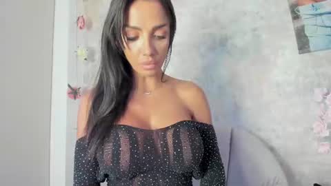 Erikabeee online show from July 22, 2026, 5:21 am
