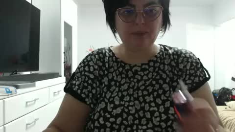 Snapshot of erikawhite54 chatting on February 3, 2026, 3:59 am Erika online show from February 3, 2026, 3:59 am