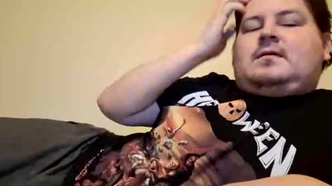 Snapshot of erikstar chatting on January 19, 2025, 7:47 pm erikstar online show from January 19, 2025, 7:47 pm