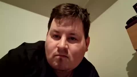 Snapshot of erikstar chatting on May 23, 2026, 9:19 pm erikstar online show from May 23, 2026, 9:19 pm