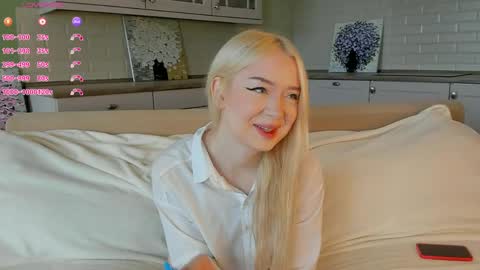 Snapshot of erlenbayer chatting on May 30, 2026, 4:53 am Chanel online show from May 30, 2026, 4:53 am