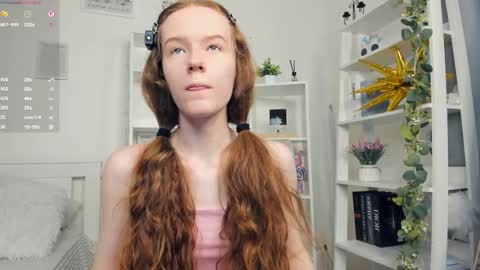 Snapshot of erline_may chatting on May 20, 2026, 8:42 am Sofia online show from May 20, 2026, 8:42 am