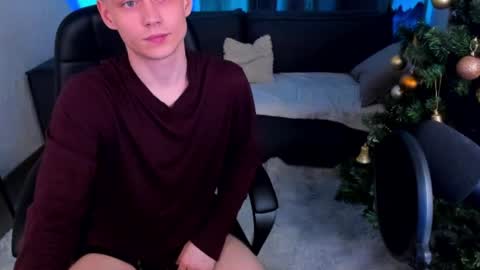 Snapshot of ermak_reborn chatting on December 19, 2024, 12:13 am Max online show from December 19, 2024, 12:13 am