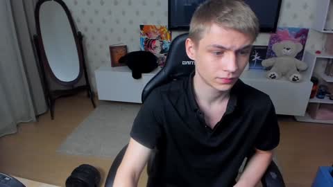 Snapshot of ermak_reborn chatting on January 28, 2025, 3:25 am Max online show from January 28, 2025, 3:25 am