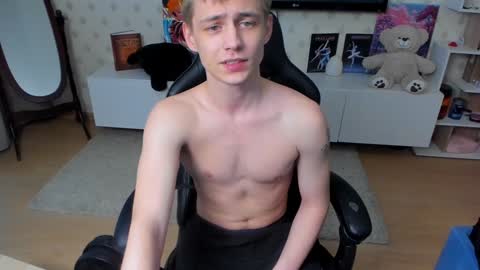 Snapshot of ermak_reborn chatting on January 28, 2025, 10:02 am Max online show from January 28, 2025, 10:02 am