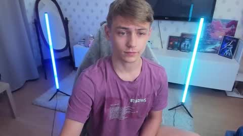 Snapshot of ermak_reborn chatting on September 20, 2025, 12:44 am Max online show from September 20, 2025, 12:44 am