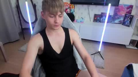 Snapshot of ermak_reborn chatting on September 21, 2025, 1:29 am Max online show from September 21, 2025, 1:29 am