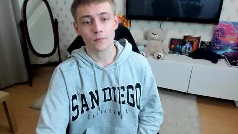 Snapshot of ermak_reborn chatting on November 7, 2025, 12:21 am Max online show from November 7, 2025, 12:21 am