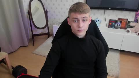 Snapshot of ermak_reborn chatting on November 30, 2025, 1:53 am Max online show from November 30, 2025, 1:53 am