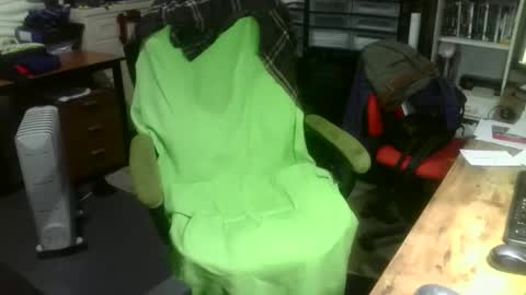 ernello online show from October 30, 2025, 5:09 am