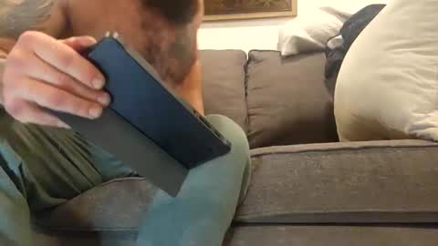 Hmmmhmmmm online show from January 10, 2025, 1:09 pm