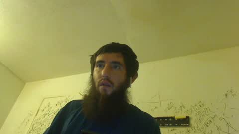 Snapshot of ernesto_verdugo0212 chatting on August 3, 2026, 8:57 am ernesto_verdugo0212 online show from August 3, 2026, 8:57 am