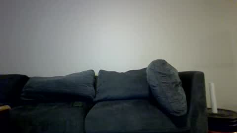 Snapshot of erock42 chatting on April 3, 2026, 2:31 am erock42 online show from April 3, 2026, 2:31 am