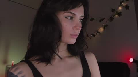 erohaze online show from July 27, 2026, 6:37 pm