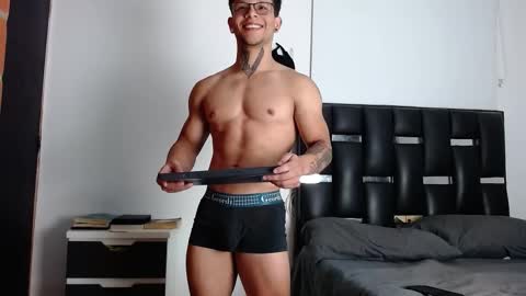 Eros online show from March 8, 2026, 10:35 pm