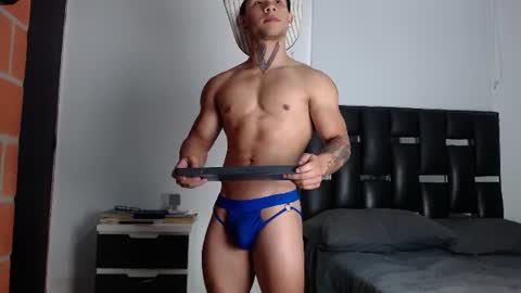Snapshot of erosscott chatting on June 8, 2026, 5:24 pm Eros online show from June 8, 2026, 5:24 pm
