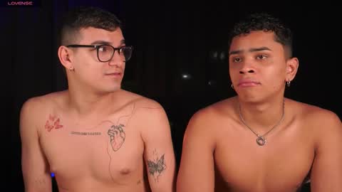 Snapshot of eroswild_ chatting on November 6, 2025, 12:11 am Eros Wild online show from November 6, 2025, 12:11 am