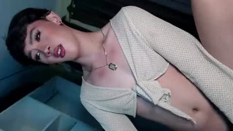 erotic_empress18 online show from August 8, 2026, 1:02 pm