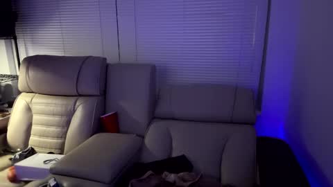 Nikki Erotica online show from September 10, 2025, 1:49 am