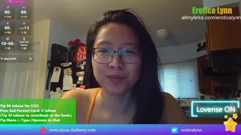 Snapshot of eroticalynn chatting on February 5, 2025, 7:53 pm Lynn online show from February 5, 2025, 7:53 pm