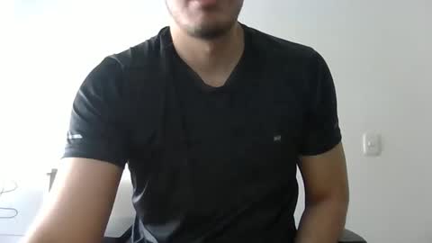 Snapshot of erra311 chatting on November 19, 2025, 1:44 pm erra311 online show from November 19, 2025, 1:44 pm