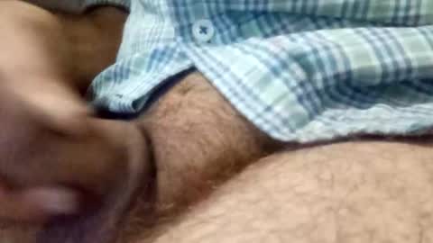 erunet193654 online show from May 5, 2026, 9:39 am
