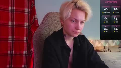 Snapshot of esajukyy chatting on February 3, 2025, 10:03 am esajukyy online show from February 3, 2025, 10:03 am