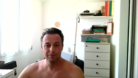 esibizionista 91 online show from June 26, 2026, 1:59 pm