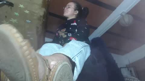 Eskela911 online show from December 9, 2024, 4:12 am