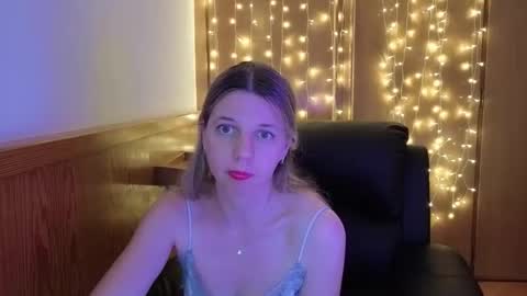 esma347866 online show from May 4, 2026, 11:45 pm
