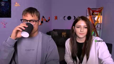 Snapshot of esma_shine chatting on October 23, 2025, 7:45 pm esma_shine online show from October 23, 2025, 7:45 pm