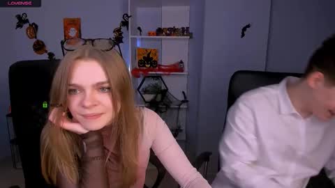 esma_shine online show from October 27, 2025, 8:24 pm