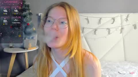 Esme Runn online show from January 18, 2025, 1:18 pm