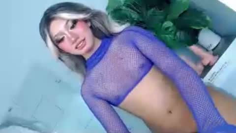 Snapshot of esmeralda28x chatting on July 11, 2026, 1:30 am esmeralda28x online show from July 11, 2026, 1:30 am