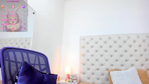 Snapshot of esmeralda_06 chatting on June 4, 2026, 2:12 pm esmeralda online show from June 4, 2026, 2:12 pm