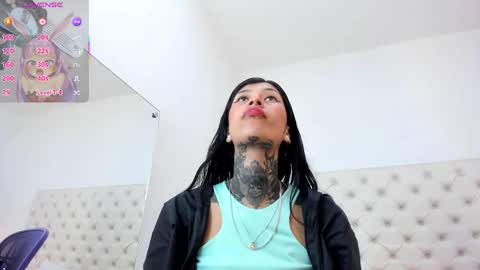 Snapshot of esmeralda_06 chatting on June 8, 2026, 3:23 pm esmeralda online show from June 8, 2026, 3:23 pm