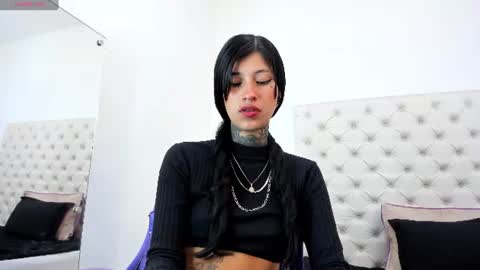 esmeralda  online show from July 14, 2026, 3:18 pm