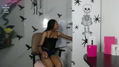 Snapshot of esmeralda_bk chatting on October 15, 2025, 8:20 pm esmeralda_bk online show from October 15, 2025, 8:20 pm