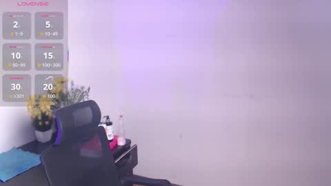 Snapshot of esmeralda_bk chatting on February 25, 2026, 9:46 pm esmeralda_bk online show from February 25, 2026, 9:46 pm