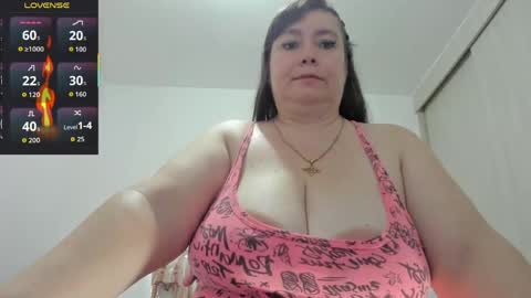 Esmeralda online show from May 30, 2026, 5:15 am