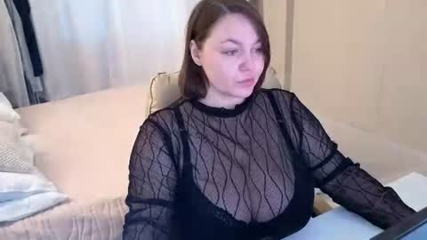 Ava online show from June 20, 2026, 1:19 am