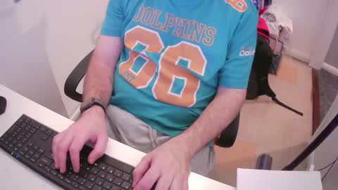 Morph online show from December 24, 2024, 9:22 pm