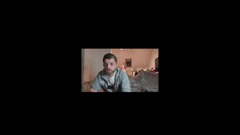 Snapshot of essexcouple88 chatting on March 5, 2026, 7:32 pm essexcouple online show from March 5, 2026, 7:32 pm