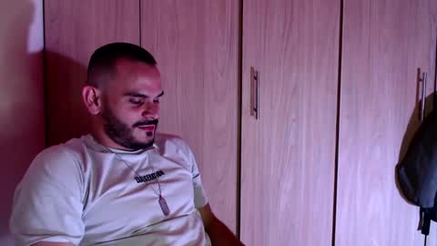 Esteban Fernandez online show from February 23, 2025, 4:50 am