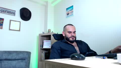 Esteban Fernandez online show from June 30, 2026, 3:29 am